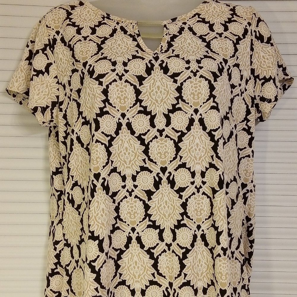 BYdesign black and tan blouse